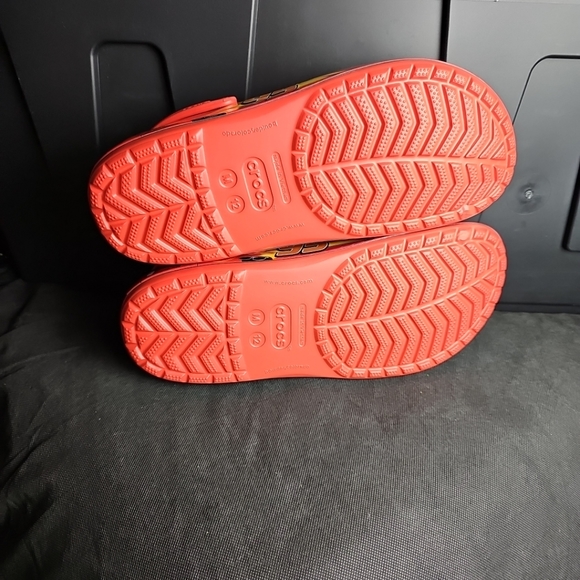 Lightning mcqueen crocs multiple sizes - Picture 8 of 8